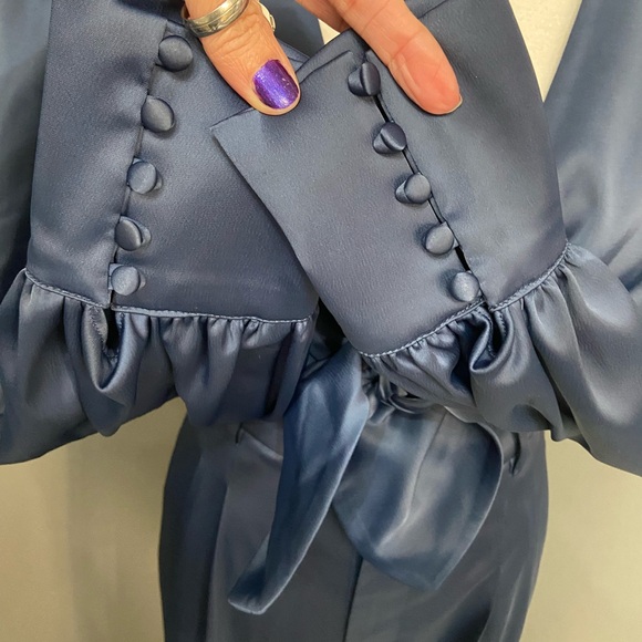 WAYF 2 Pc Blue Satin Crop Tie Top Wide Leg Pants W/pockets Parties Celebrating M - Picture 9 of 17